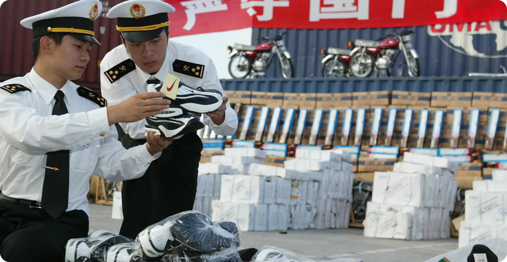 Таможенное оформление грузов из Китая